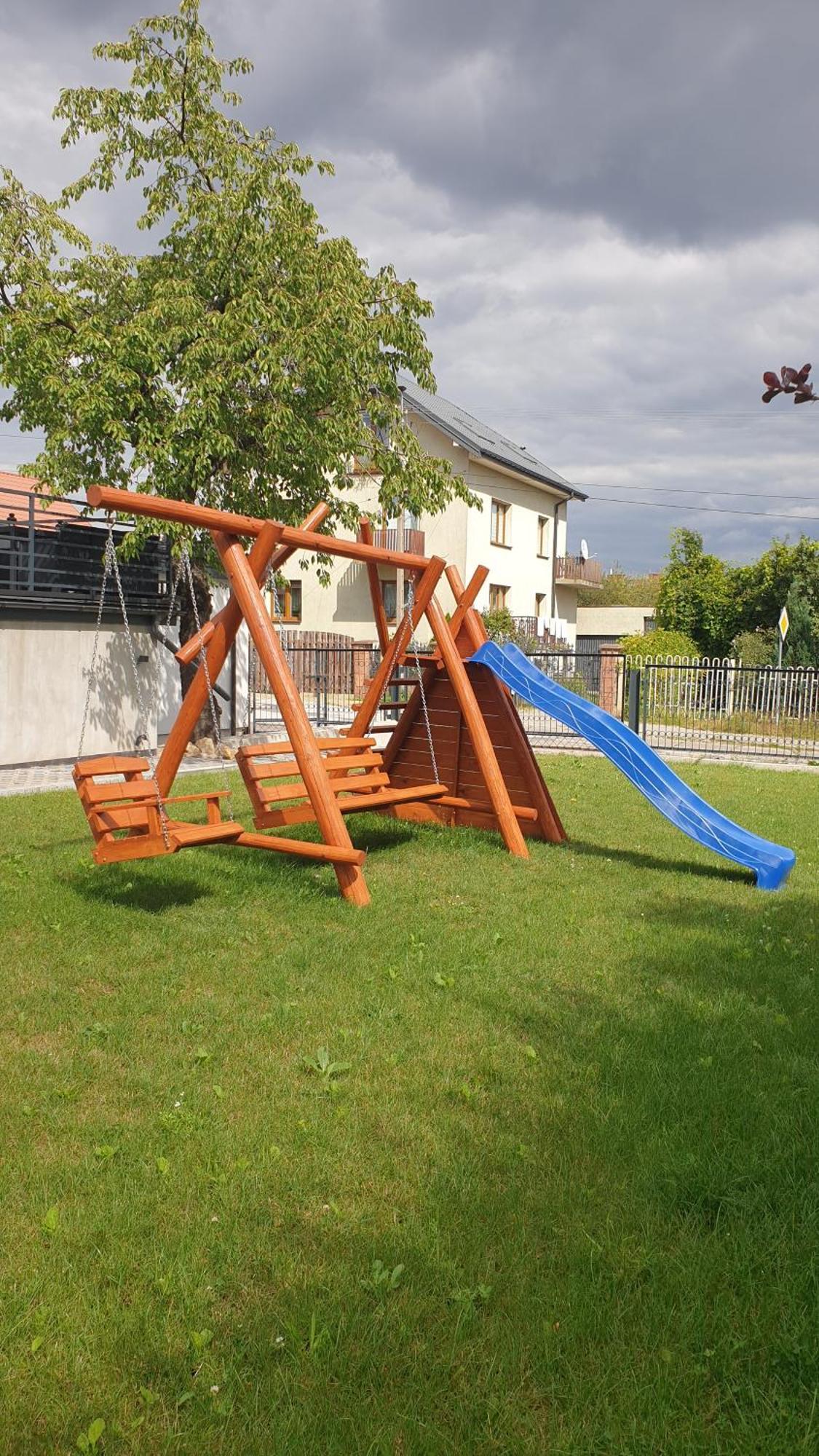 Apartament W Centrum Kielc Z Prywatnym Parkingiem Kielce Ngoại thất bức ảnh